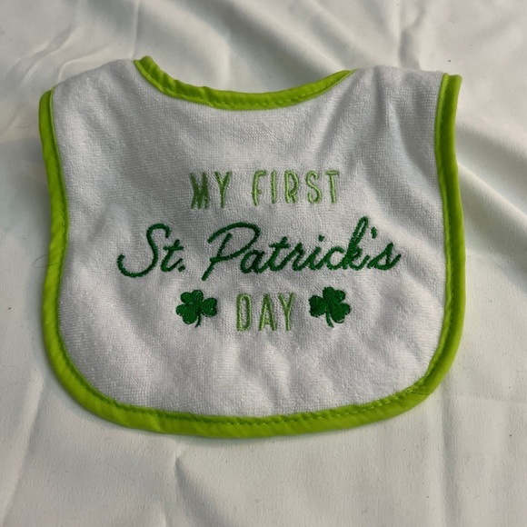 Hudson Baby Infant Cotton Terry Drooler Holiday Bibs - Picture 8 of 9